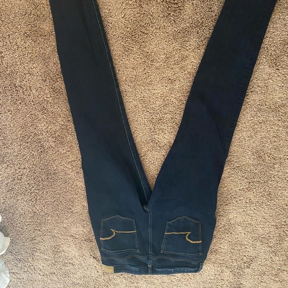 American Eagle Jeans - Picture 2 of 4